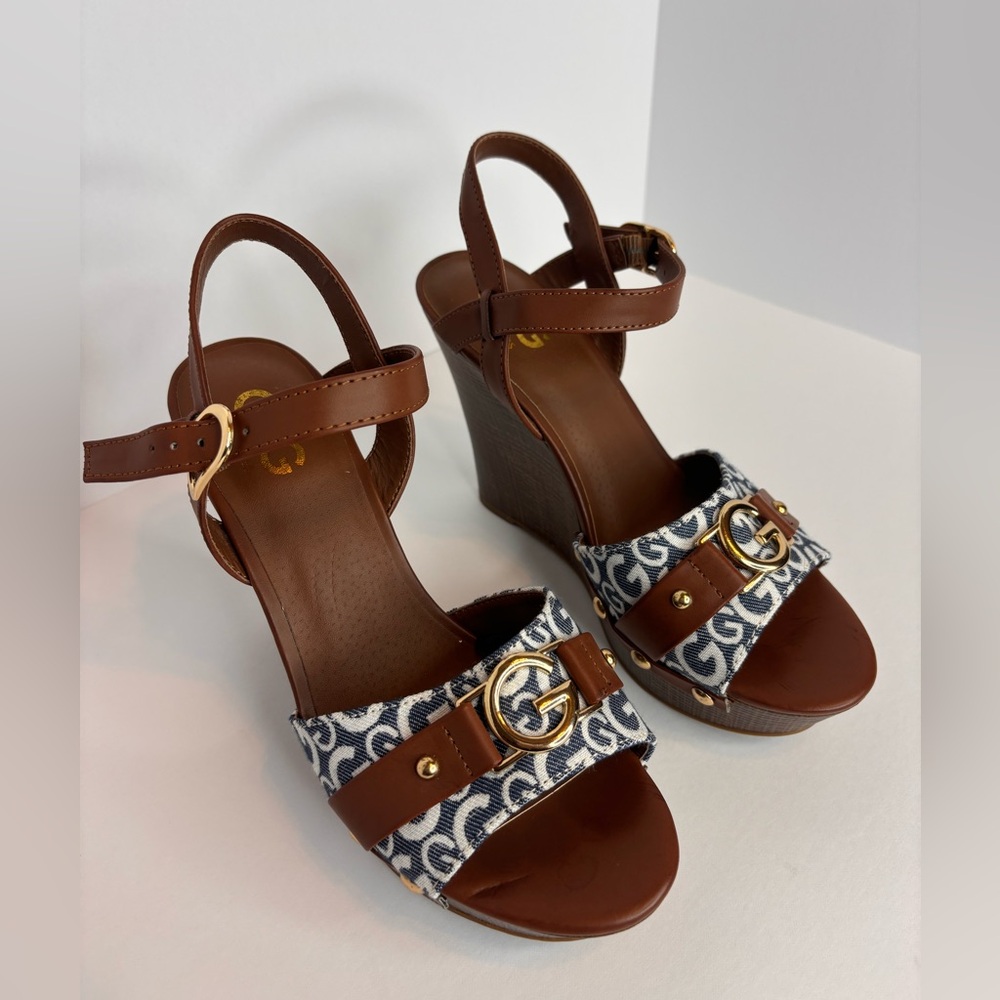 GBG Los Angeles brown wedges Y2K